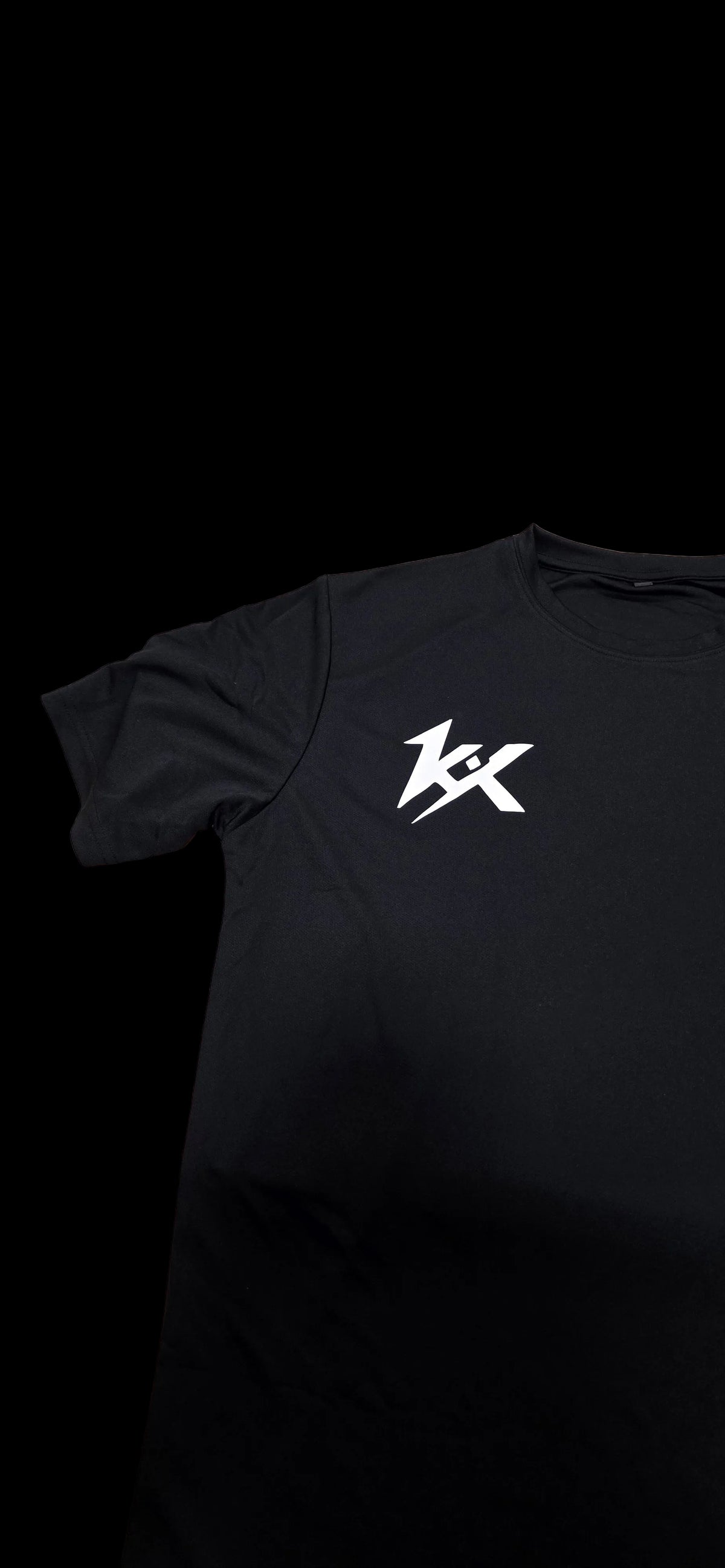 Camiseta Técnica KineryX — Invisible Until The Moment Matters